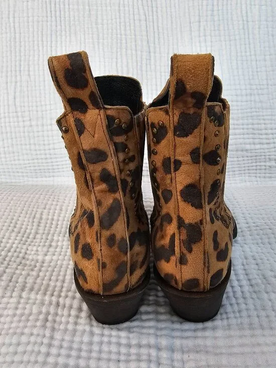 😍NWOT😍 Old Gringo for Cavender's | Leopard Print Western Booties | Women's 8 - Picture 3 of 8